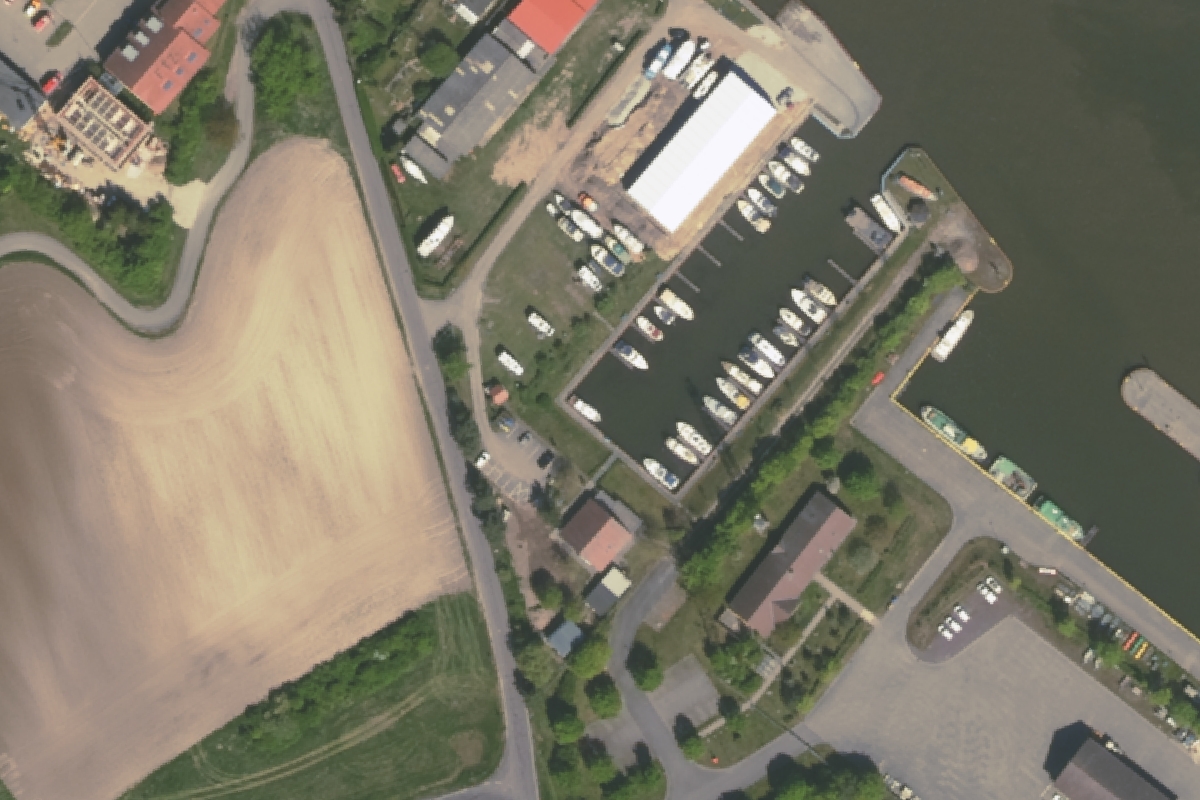 Womo Stellplatz Sportboothafen