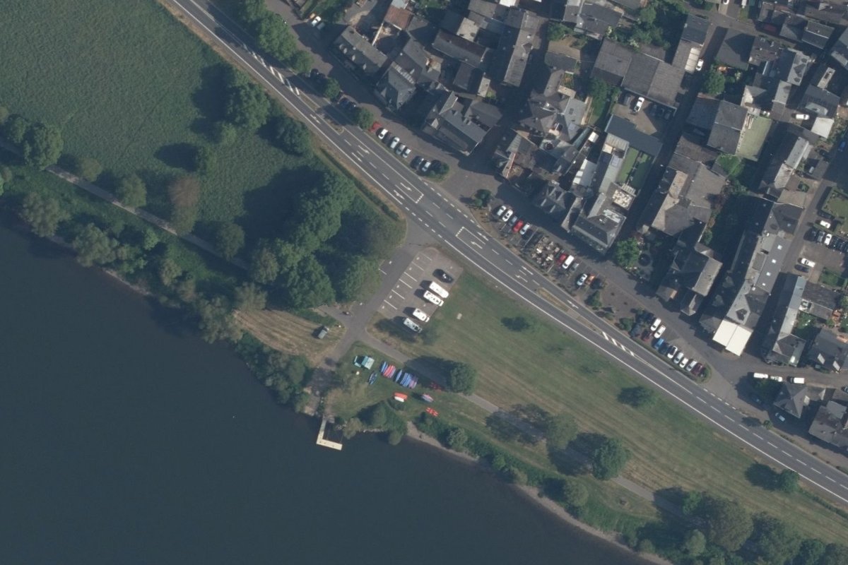 Wohnmobilstellplatz Eller