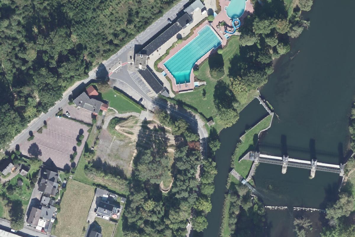 Stellplatz für Wohnmobile Am Freibad