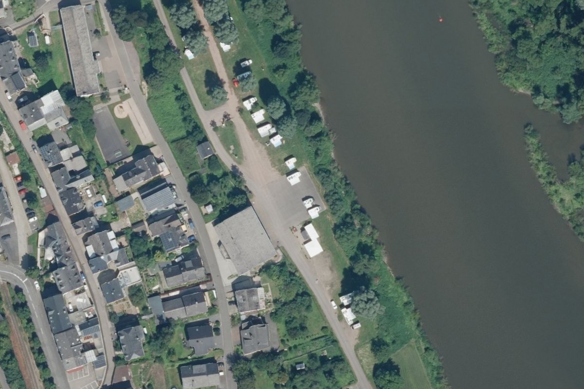 Wohnmobilstellplatz Reil Mosel