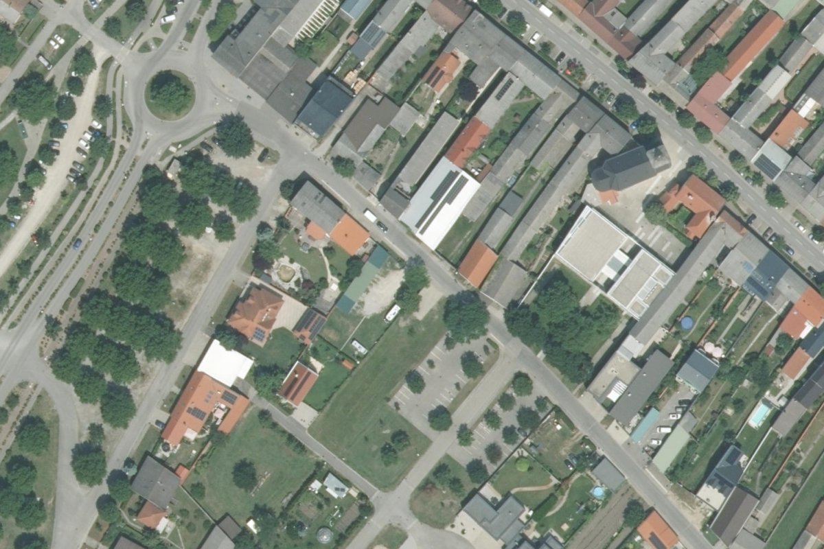Wohnmobilstellplatz beim Weinbau HF Ettl