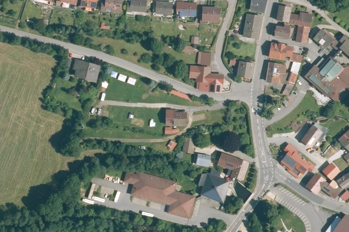 Camping- und Wohnmobilstellplatz Lam