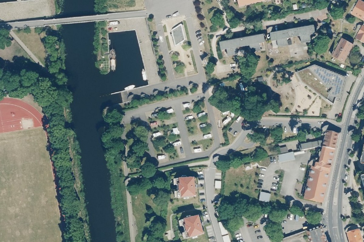 Caravanstellplatz am Schloßhafen Oranienburg