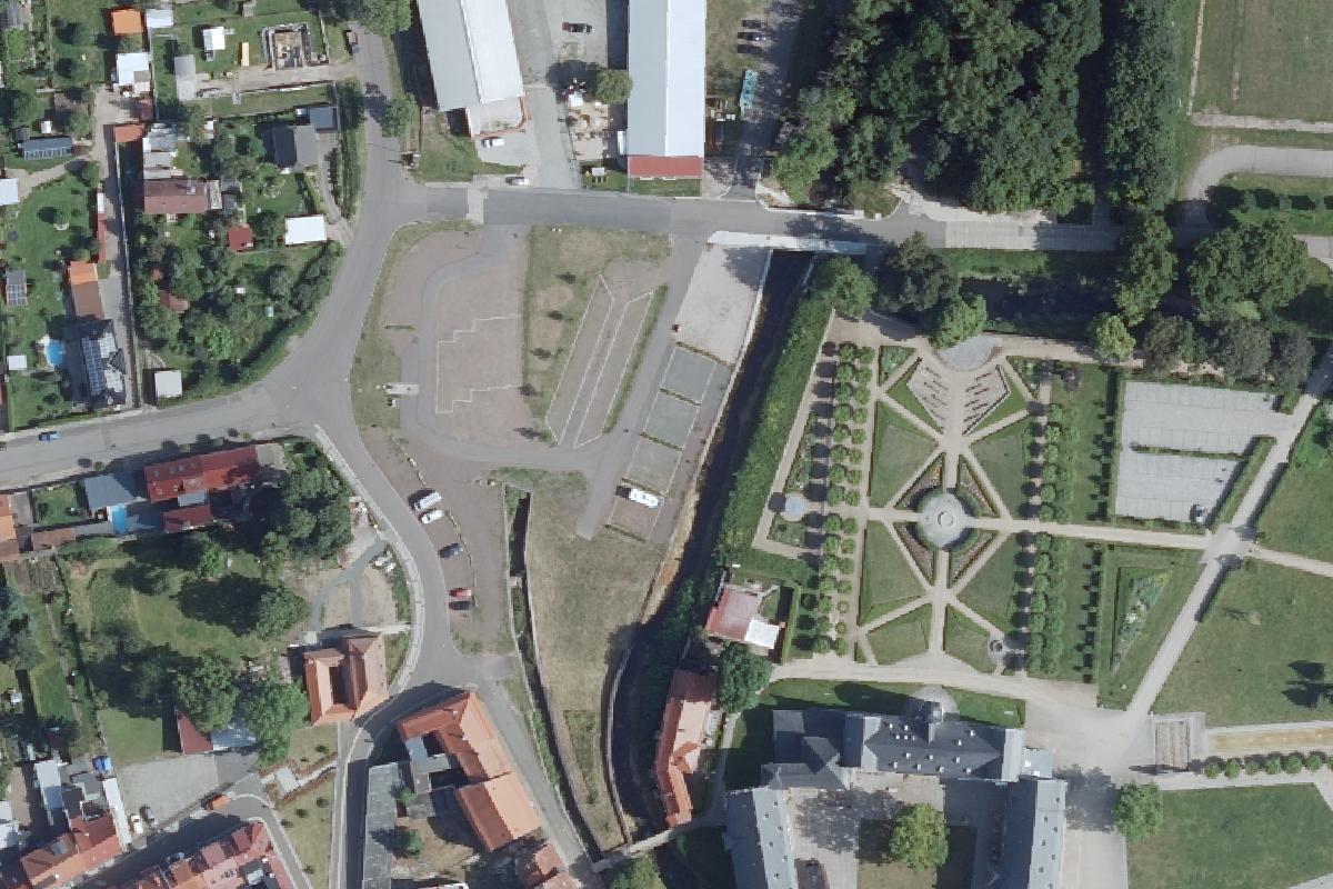 Wohnmobilstellplatz am Schloss Ehrenstein