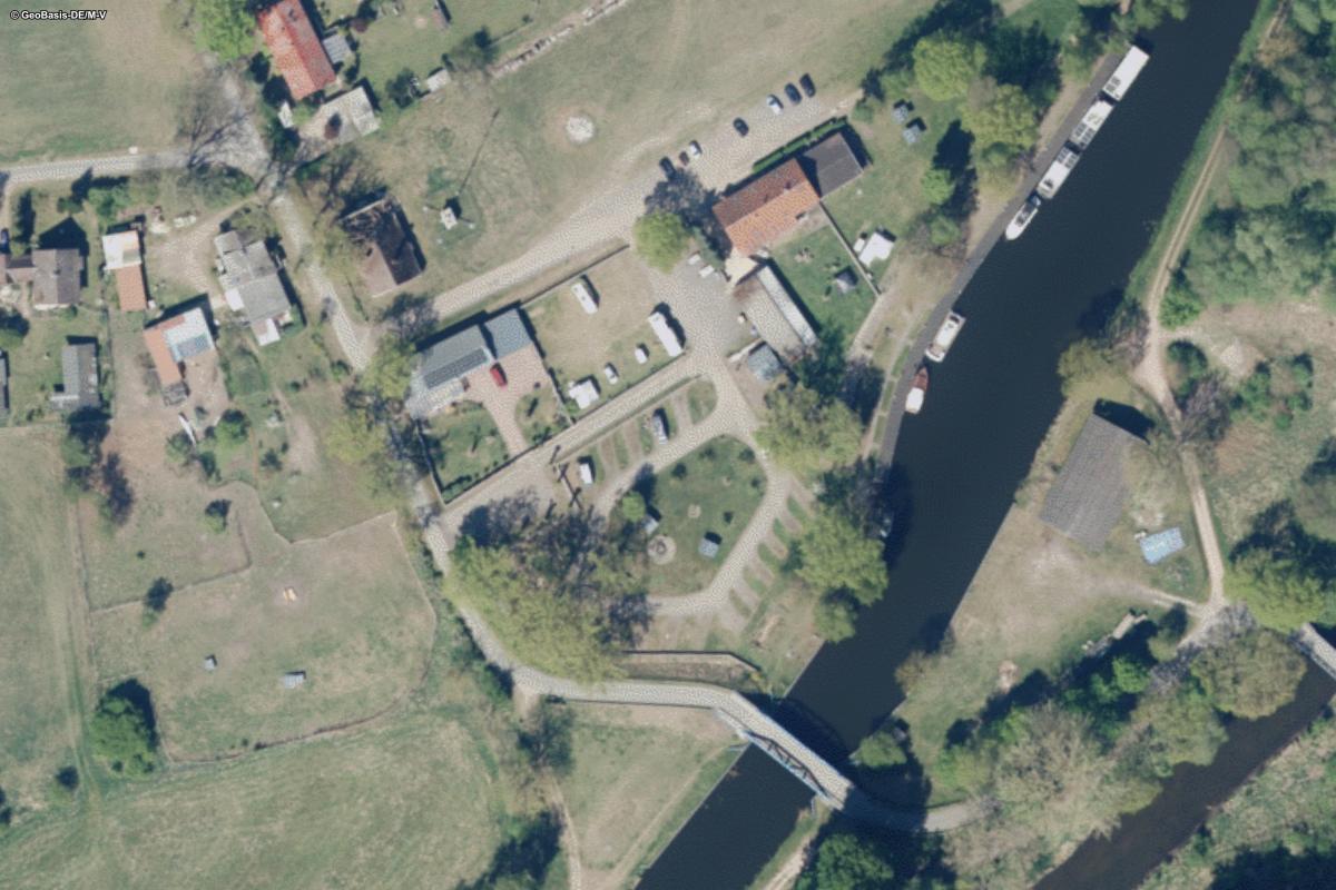 Wasserwanderplatz u. Wohnmobilstellplatz