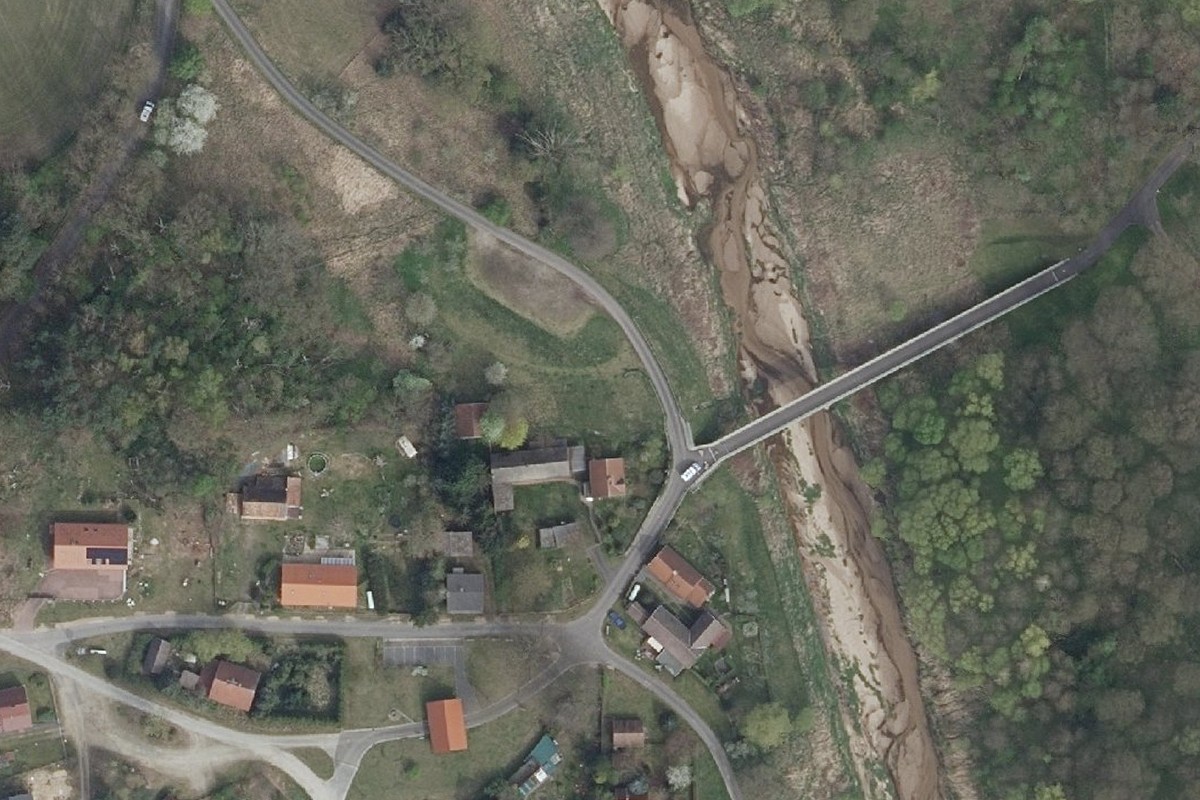 Parkplatz an der Neißetalbrücke