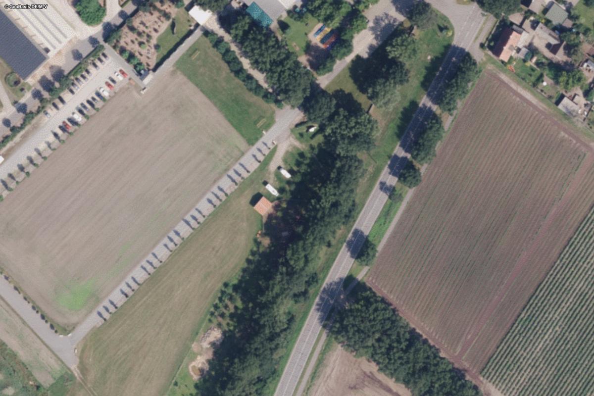 Wohnmobilstellplatz Obstwiese - Hof Denissen GmbH & Co. KG