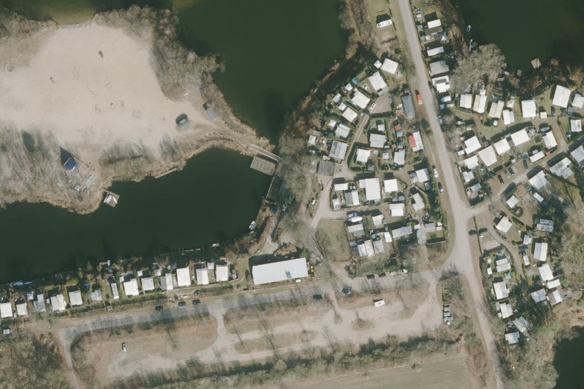 Campingplatz Badeinsel am Prüß-See Blaue Lagune