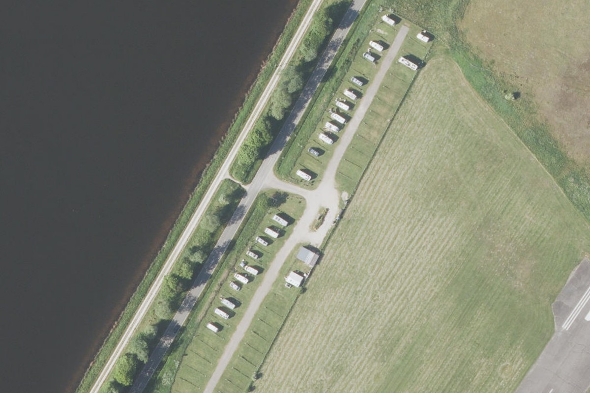 Wohnmobilhafen am Flugplatz Schachtholm NOK