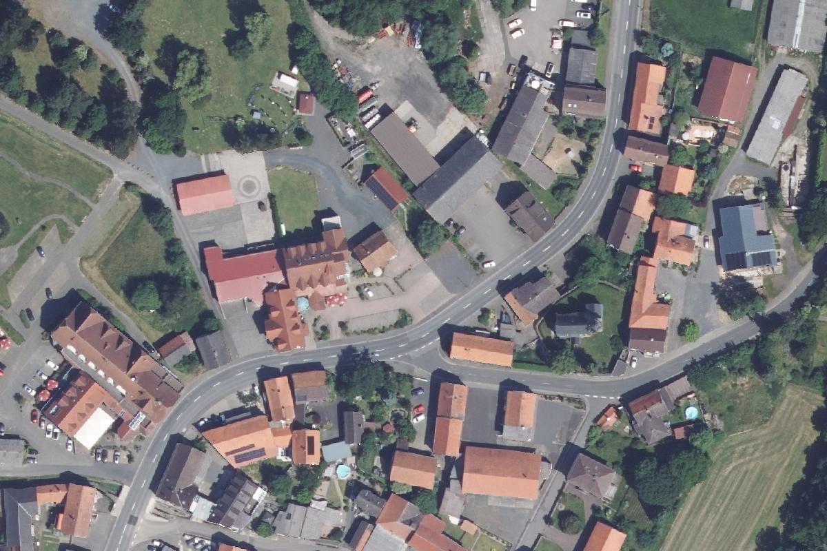 Wohnmobil- und Wohnwagenstellplatz