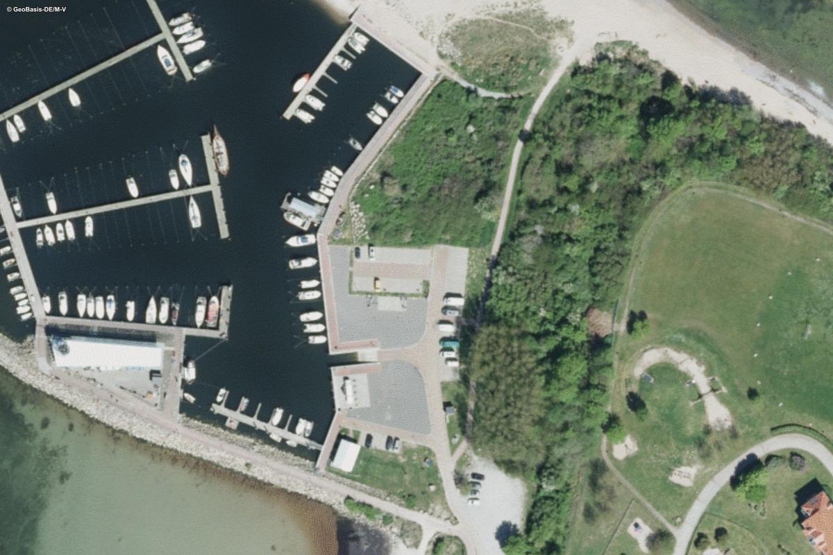 Wohnmobilstellplatz Hafen Glowe