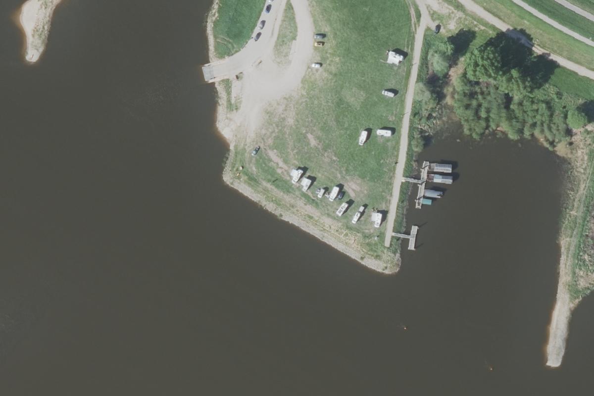 Darchaus Wohnmobilstellplatz